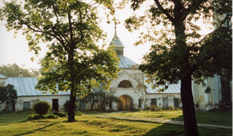 Восточные ворота монастыря
